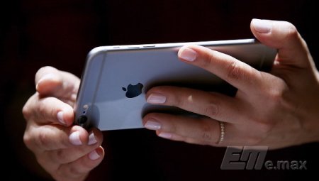 Продажи новых iPhone 6 и iPhone 6 Plus начнутся в России 26 сентября