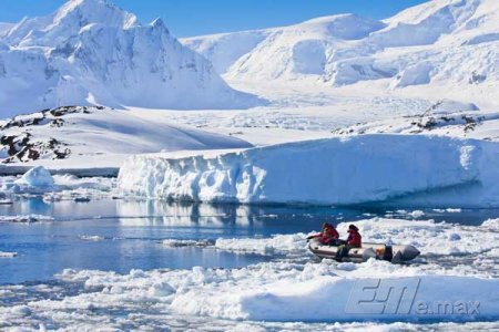 Прогноз: Через 25 лет в Арктике не будет льда в летний период