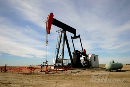Мировые цены на нефть начали расти после резкого падения