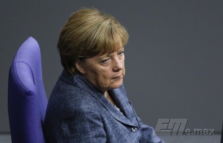 Меркель: время для снятия санкций ЕС в отношении России пока не настало