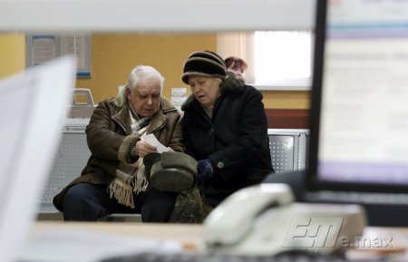 СМИ: Минфин РФ предлагает повысить пенсионный возраст уже с 2016 года